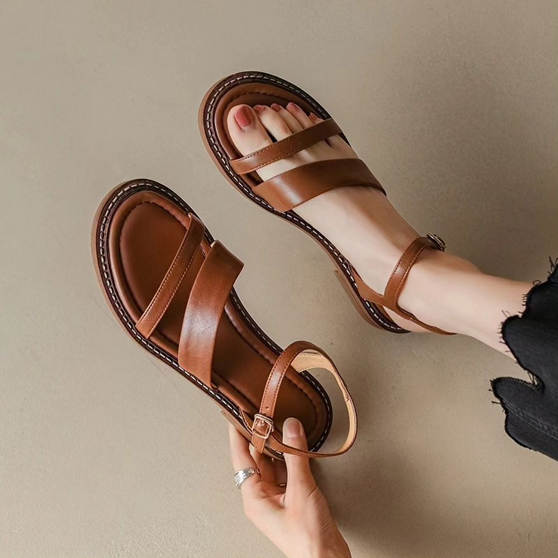 صندل چرم طبیعی وارداتی برند Fashion
